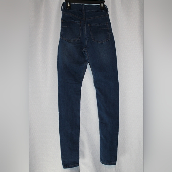 Medium Blue High-Rise Stretch Skinny Jeans | Approx. 00 / XXS - Picture 3 of 9